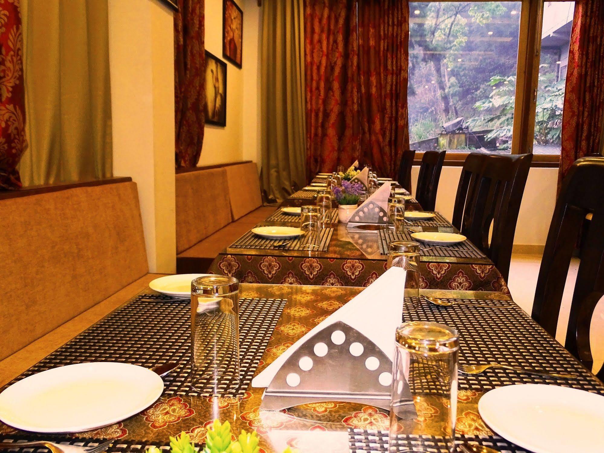 Hotel The Golden Crest Gangtok Exteriér fotografie